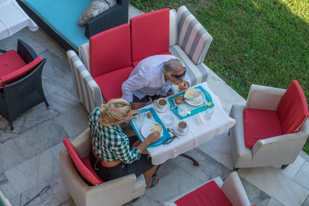 Verdelis Inn Epidaurus Exteriör bild